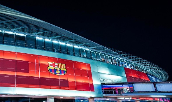 برشلونة يتوصل إلى اتفاق لتجديد عقد نجمه ديمبلي