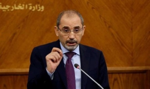وزير الخارجية الأردني يحث على وقف التصعيدات الإسرائيلية الإيرانية