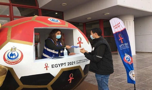 المغرب اليوم - طبيب يكشف  تفاصيل المرض بعد انتشار الفيروس المرعب في مصر