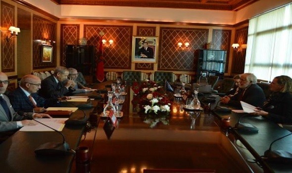 المغرب اليوم - فريق “البام” يستدعي وزيرين إلى البرلمان المغربي بشأن اتهامات “فوربيدن ستوريز”
