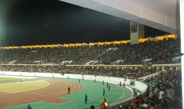المغرب اليوم - وفاة اللاعب البنمي لويس تيخادا عن عمر يناهز 41 عاماً على أرض الملعب