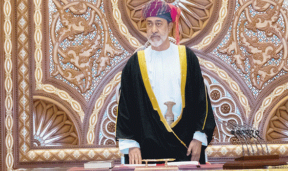 المغرب اليوم - الملك محمد السادس يُشيد بالعلاقات بين مسقط والرباط