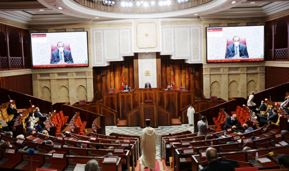 المغرب اليوم - حزب العدالة والتنمية يرفع من حدة المواجهة بين الحكومة المغربية والمعارضة في البرلمان