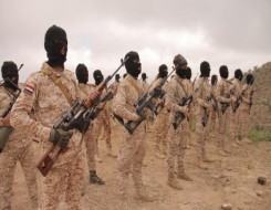 المغرب اليوم - القوات اليمنية تضبط قارباً محملاً بمعدات طائرات مسيّرة إيرانية في طريقها إلى الحوثيين