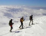 المغرب اليوم - الشرطة تُعلن العثور على جثث خمسة متزلجين في جنوب سويسرا