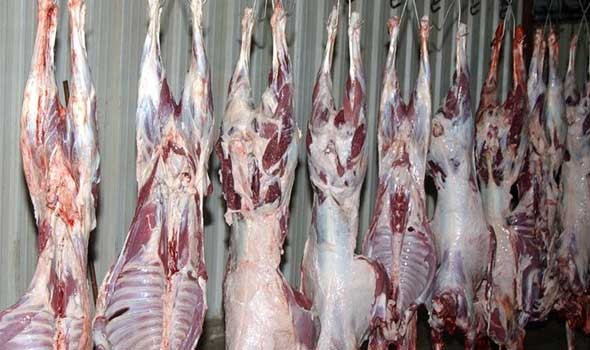 المغرب اليوم - دراسة جديدة تكشف أن فيروس كورونا يبقى على اللحوم المجمدة لمدة شهر