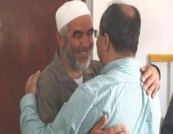 المغرب اليوم - محكمة الاحتلال تؤجل النظر بطلب تمديد عزل الشيخ رائد صلاح