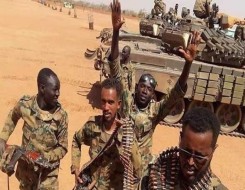 المغرب اليوم - الجيش السوداني يُسقط 3 مسيّرات مفخخة في محيط قاعدة مروي