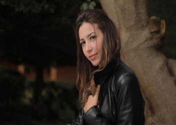 المغرب اليوم - الفنانة المغربية جنات تكشف سبب غلق أغنية الشمخ الجواني بعد طرحها