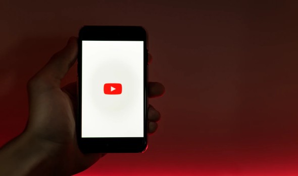 المغرب اليوم - يوتيوب تختبر ميزة جديدة لتخصيص أغلفة قوائم التشغيل