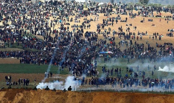 المغرب اليوم - تظاهرات واشتباكات في الخليل عقب اقتحام رئيس دولة الاحتلال الحرم الإبراهيمي الشريف