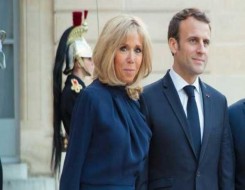 المغرب اليوم - الرئيس الفرنسى وزوجته في أنيسي لتقديم دعم لضحايا الهجوم