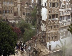المغرب اليوم - قصف أميركي بريطاني يستهدف الحوثيين في محافظة الحديدة