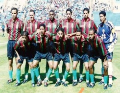 المغرب اليوم - فريق الجيش الملكي يحقق الانتصار الرابع علي التوالي في البطولة المغربية