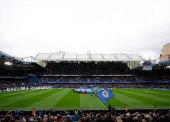 المغرب اليوم - كريستال بالاس يضع قدما في نصف نهائي دوري المؤتمر الأوروبي