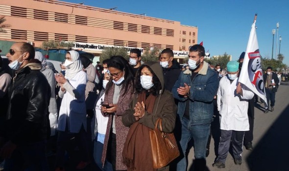 المغرب اليوم - طلبة الطب في البيضاء يضربون عن التدريب في المستشفى الجامعي ابن رشد