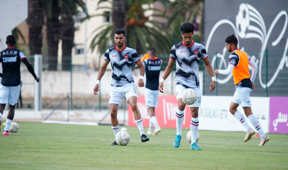 المغرب اليوم - شباب المحمدية يتغلب على ضيفه الفتح الرياضي بهدفين في الجولة الافتتاحية من البطولة