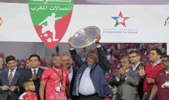 المغرب اليوم - فوزي البنزرتي يكشف سر هزيمة الوداد الرياضي أمام كايزر تشيفز