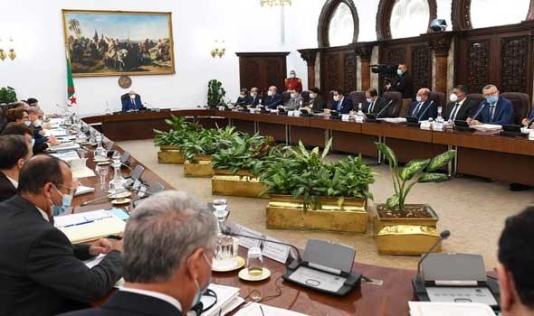 المغرب اليوم - المجلس الدستوري الجزائري يدعم قطع العلاقات ويتهم المغرب بتجاهل حسن الجوار