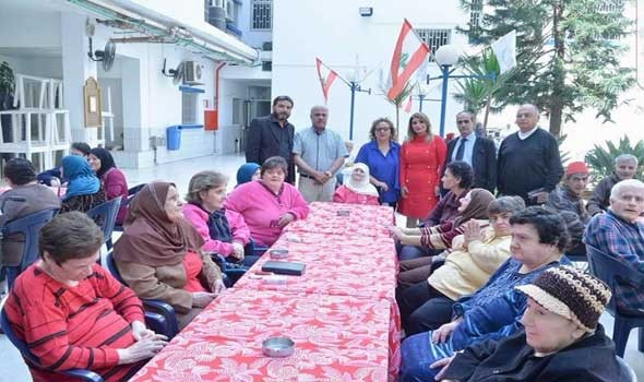 المغرب اليوم - مكملات غذائية تساعد فى محاربة الشيخوخة المبكرة منها حمض الفوليك