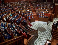 المغرب اليوم - البرلمان المغربي يفتتح جلسة تشريعية بالنشيد الوطني