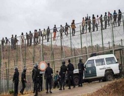 المغرب اليوم - صحيفة إسبانية تكشف استعداد 2500 مهاجر سوداني لإقتحام معبر مليلية مجدداً