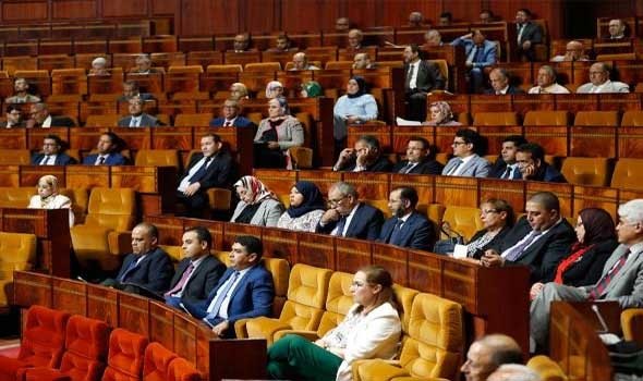 المغرب اليوم - مجلس النواب المغربي يبدأ في أبريل بث جلساته مترجمة إلى لهجات الأمازيغية الثلاث