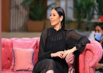 المغرب اليوم - لقاء الخميسي تثير الجدل بعد ظهورها بدون دبلة الزواج