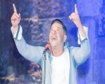 المغرب اليوم - مدحت صالح يطرح أحدث أغانيه بتغريني1732823/99