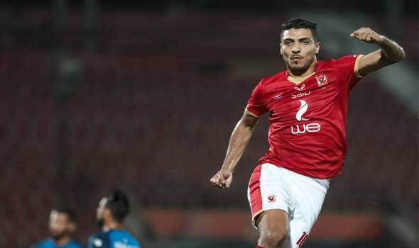 المغرب اليوم - الخليج يتأهل لنصف نهائي كأس خادم الحرمين على حساب أبها بمشاركة محمد شريف