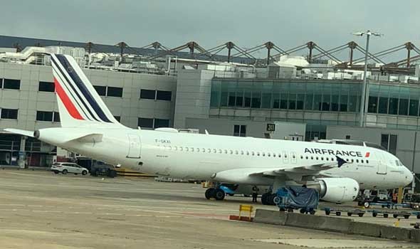 المغرب اليوم - تعطل الطيران في الشرق الأوسط وإلغاء رحلات الخطوط الجوية الفرنسية بسبب الحرب على إيران