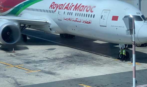 المغرب اليوم - الطيارون المتدربون يحتجون ضد شركة الخطوط الملكية المغربية