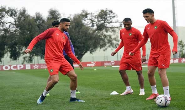 المغرب اليوم - الدولي المغربي سفيان أمرابط يشارك المنتخب المغربي استعداداته لنهائيات كأس إفريقيا