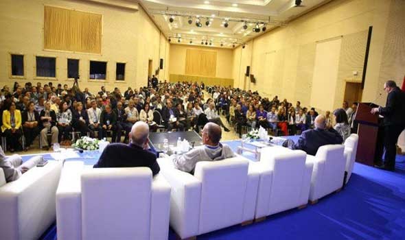 المغرب اليوم - “البام” يدعو في بيانه الختامي إلى الاندماج في الأوراش التنموية ودعم التجربة الحكومية الحالية