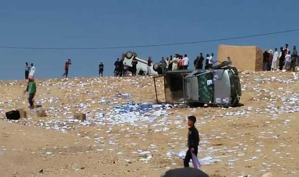 المغرب اليوم - إنقلاب شاحنة محملة بالرمال قرب مطار أكادير المسيرة