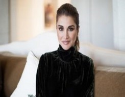 المغرب اليوم - الأميرة إيمان ترتدي تاج الملكة رانيا المرصع بالألماس
