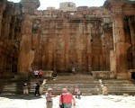 المغرب اليوم - إسرائيل تدمر مبنيين تراثيين في النبطية جنوبي لبنان1722595/248