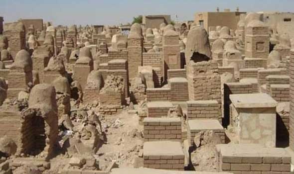 المغرب اليوم - عمدة طنجة يطلق مشروع إعادة تهيئة أكبر مقبرة في المدينة