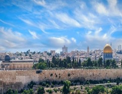 المغرب اليوم - قرار بهدم جامع الرحمن شبيه مسجد قبة الصخرة في القدس