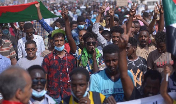 المغرب اليوم - وزير الإعلام السوداني يُؤكد تمسكه بتنفيذ إعلان جدة بعد انتهاء المشاورات مع الوفد الأميركي