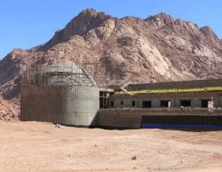 المغرب اليوم - وزير الإسكان يتابع تطوير موقع التجلي الأعظم بمدينة سانت كاترين المصرية