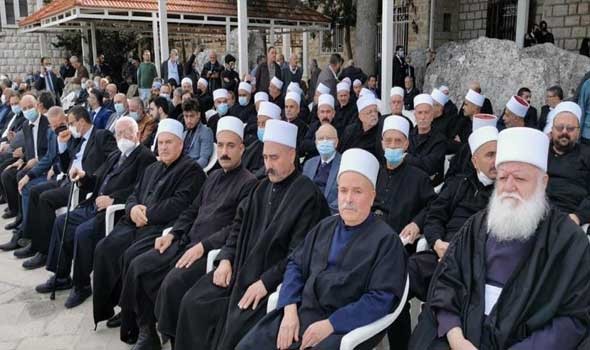 المغرب اليوم - زعيم الدروز في اسرائيل يؤكد ان ابناء الطائفة في سوريا ما زالوا محاصرين