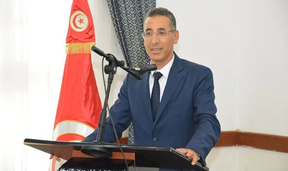 المغرب اليوم - انفجار في منزل وزير الداخلية التونسي وإصابة زوجته