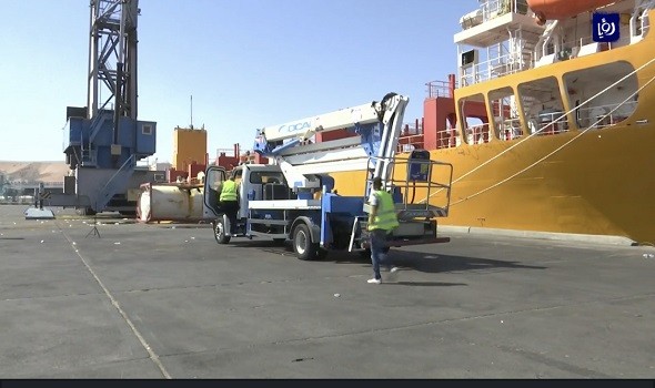 المغرب اليوم - تشغيل زورق إنقاذ جديد يحمل اسم البوغاز بميناء طنجة المتوسط