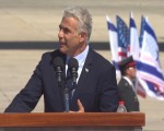 المغرب اليوم - زعيم المعارضة الإسرائيلية يحذّر من أغتيالات سياسيه وكارثة قريبة1738605/451