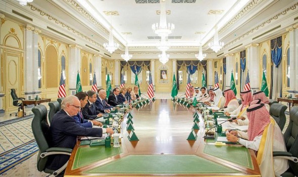 المغرب اليوم - النفط وإيران والسلام  في المنطقة يتصدّرون   قمة جدّة بايدن وقادة دول الخليج ومصر والأردن والعراق