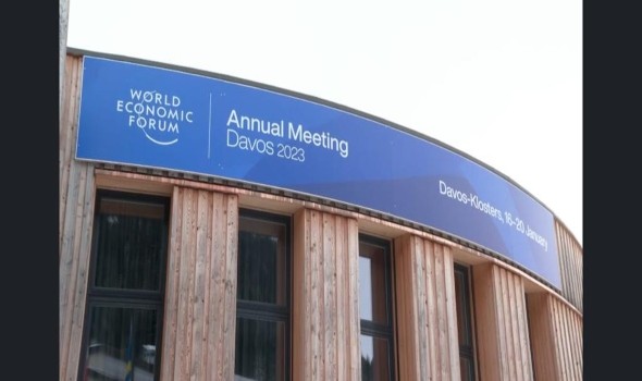 صراع غرينلاند يسيطر على المنتدى الاقتصادي العالمي وسط ترقب زيارة ترامب