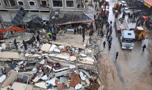 المغرب اليوم - اليوم الرابع عشر لكارثة زلزالي تركيا وصلت رحلة البحث والإنقاذ إلى محطتها الأخيرة