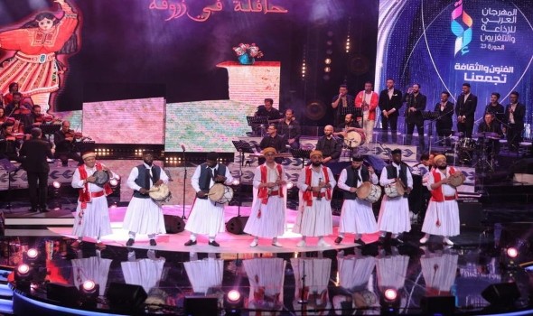المغرب اليوم - تكريم النجوم في الحفل الإفتتاحي للمهرجان العربي للإذاعة والتلفزيون بدورته 23