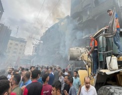 المغرب اليوم - استشهاد وإصابة عدد من الفلسطينيين جراء استمرار الغارات والقصف المدفعي الإسرائيلي في اليوم الـ145 للعدوان علي غزة